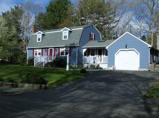 8 Ginley Rd, Walpole, MA 02081