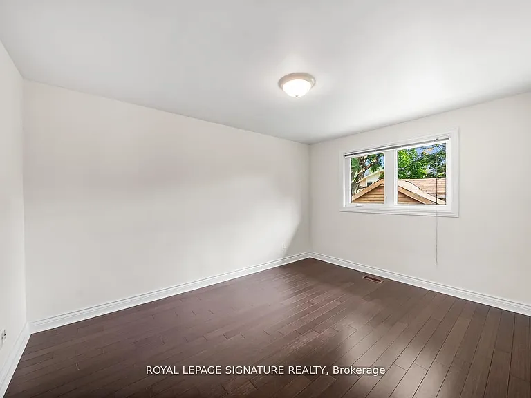 21 Broadlands Blvd — Photo 15