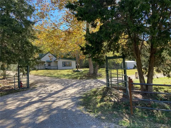 68 Knobby Rd, Edwards, MO 65326