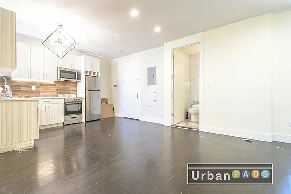 Rented by Urban Pads | media 3