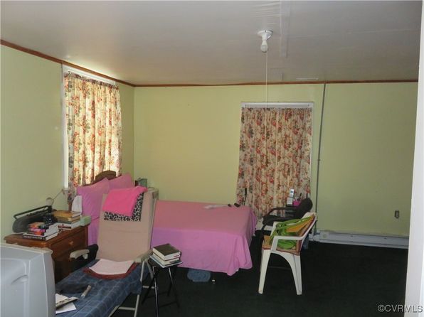 109 Carroll St, Emporia, VA 23847