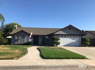 1120 Willow Ave, Exeter, CA 93221