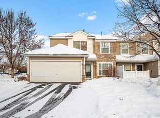 2818 Arboretum Village Trl, Chanhassen, MN 55317