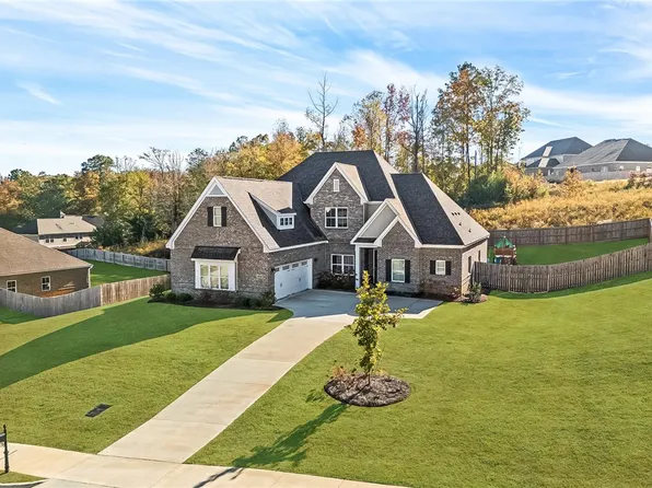 1846 Keystone Dr, Auburn, AL 36830