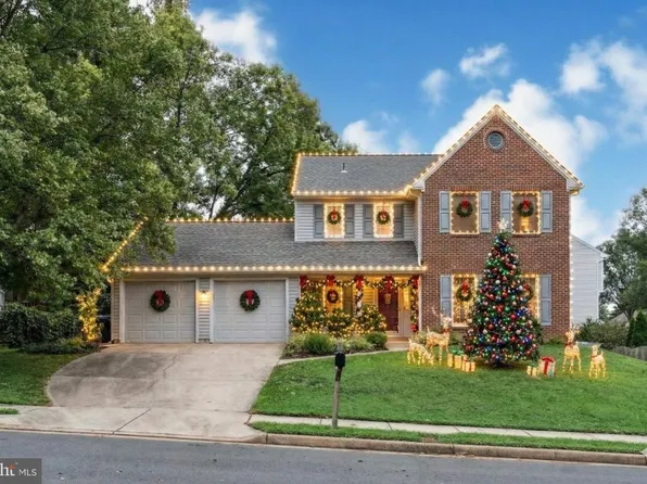 12592 Rock Ridge Rd, Herndon, VA 20170