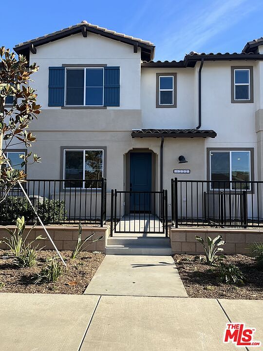 1st image of 1222 S Vanhorn Ave