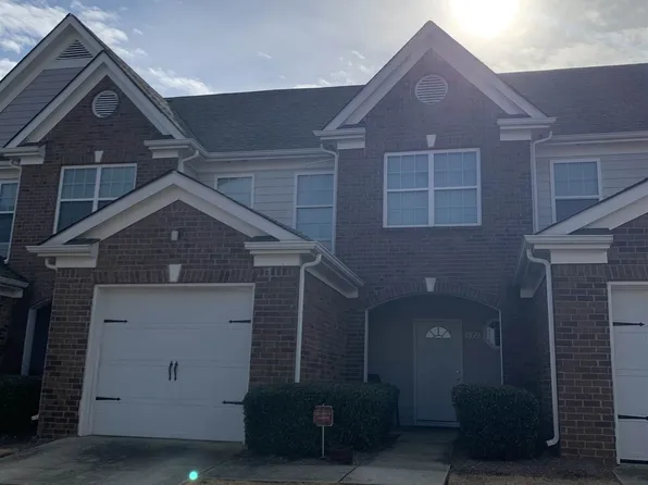171 Village Dr, Loganville, GA 30052