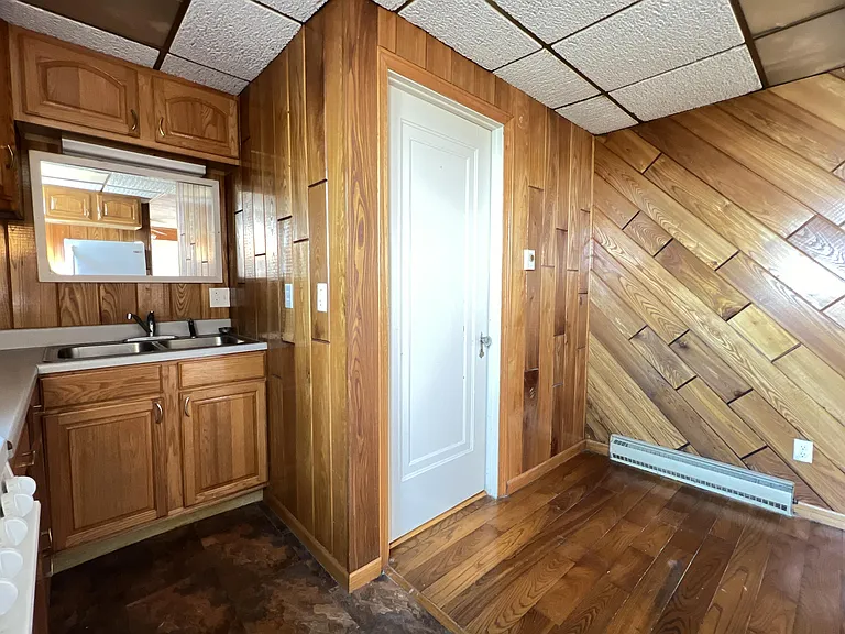610 Cooper Pl #10 — Photo 10
