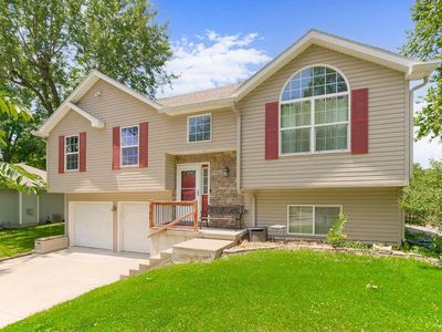 2504 Frances Ave, Leavenworth, KS, 66048