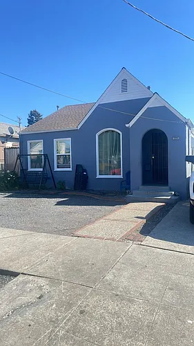 2254 107th Ave Photo 1