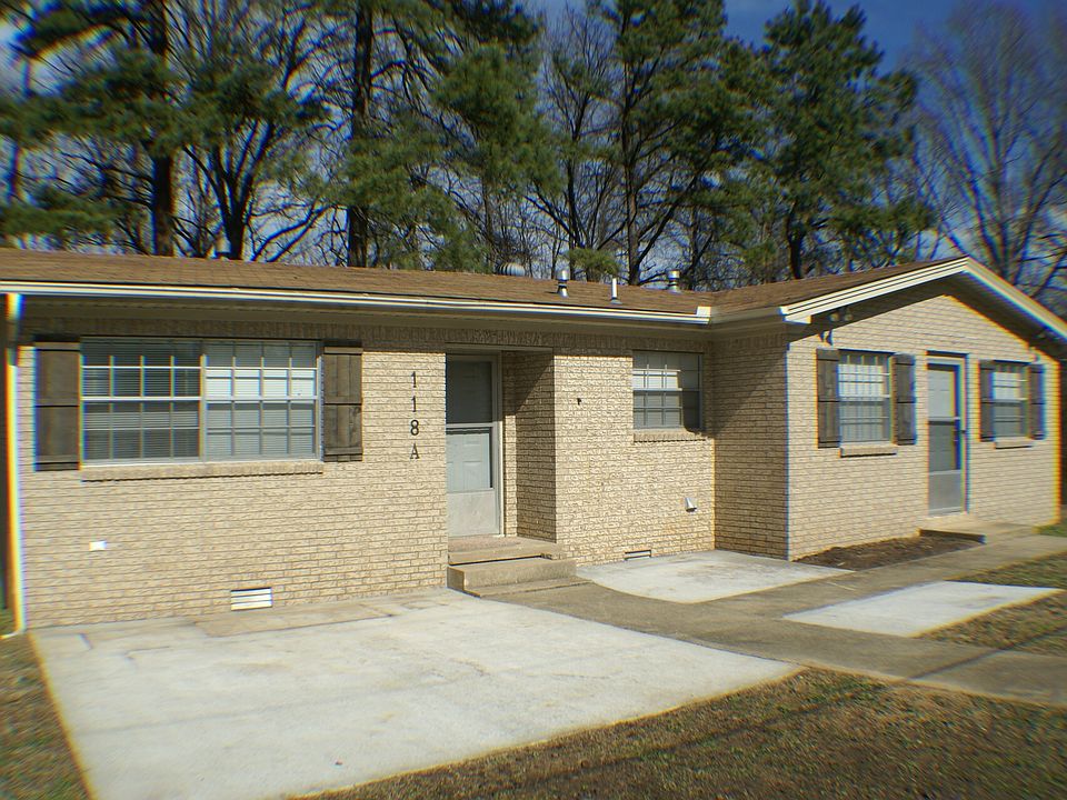 1st image of 118 Elaine St