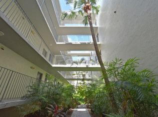 7020 Rue Granville St #1302, Miami Beach, FL 33141