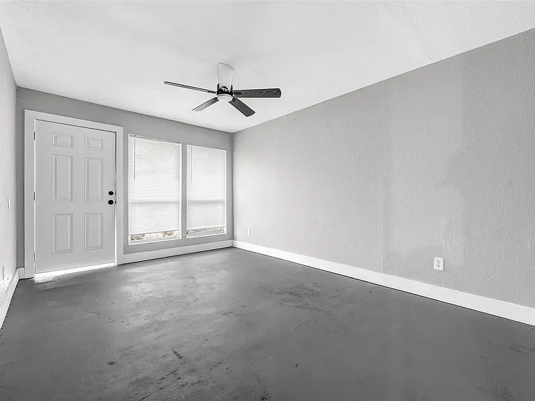 3802 Dabney Apartments — Photo 26