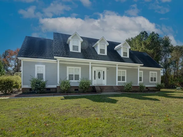 4186 Upchurch Rd, Elm City, NC 27822