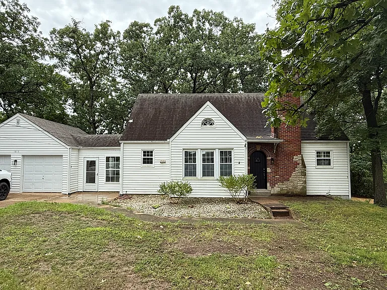1813 Gamel Cemetery Rd — Photo 1