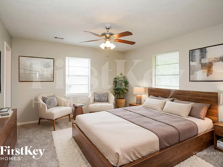 4909 Green Willow Ln — Photo 12