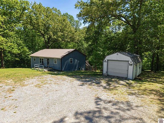 4th image of 1939 Rockcastle Rd