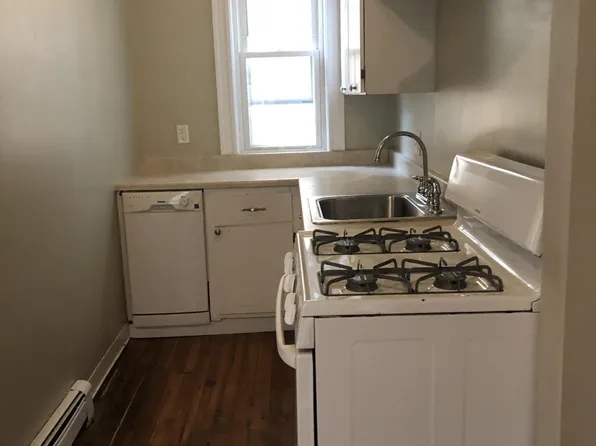 109 Congress Ave #1, Chelsea, MA 02150