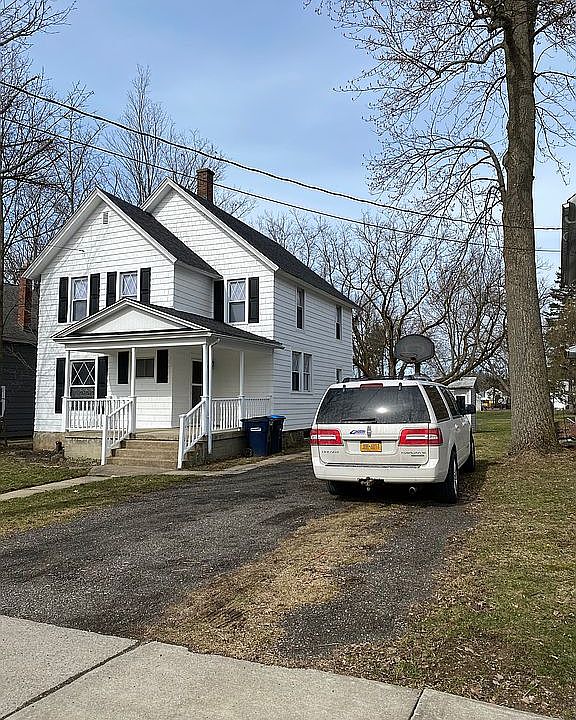 1st image of 2048 Kimble Ave