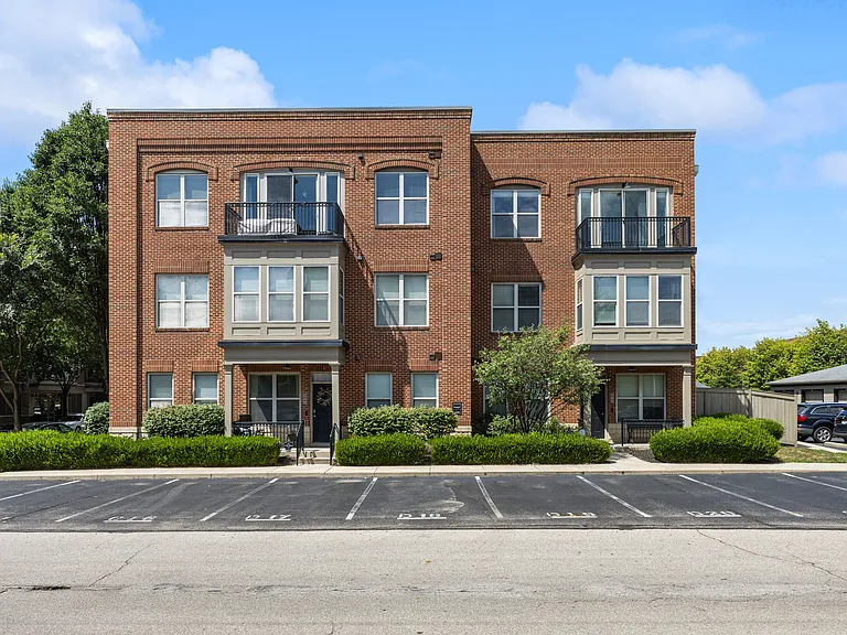 936 Perry St #304 — Photo 30