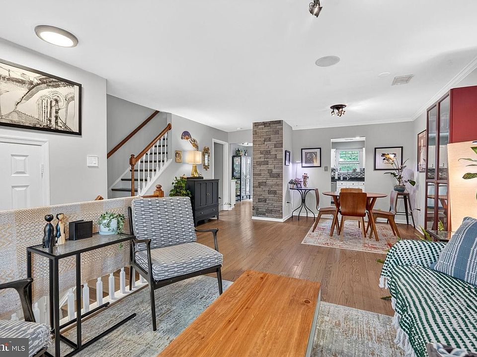 1st image of 9639 Franklin Woods Pl