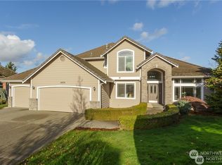4029 Crystal Ridge Dr SE, Puyallup, WA 98372