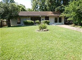 5622 Simsdale St, Houston, TX 77033
