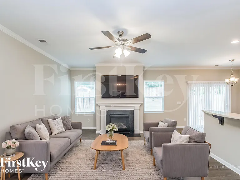 2055 Tanners Mill Dr — Photo 3