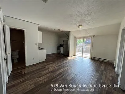579 Van Buren Ave — Photo 2