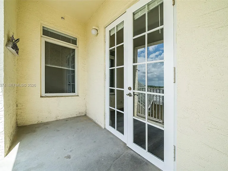 1200 Town Center Dr #513 — Photo 9