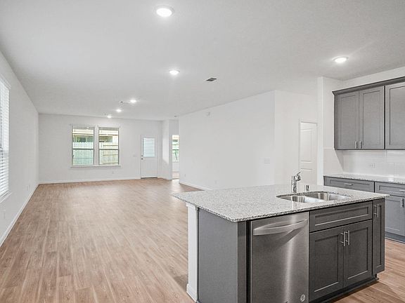 3rd image of 15019 Rustic Moon Rd