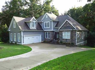 463 Old Asheville Hwy, Campobello, SC 29322