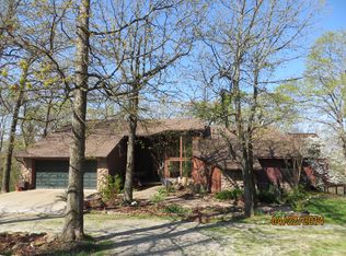 54 County Road 114, Eureka Springs, AR 72632