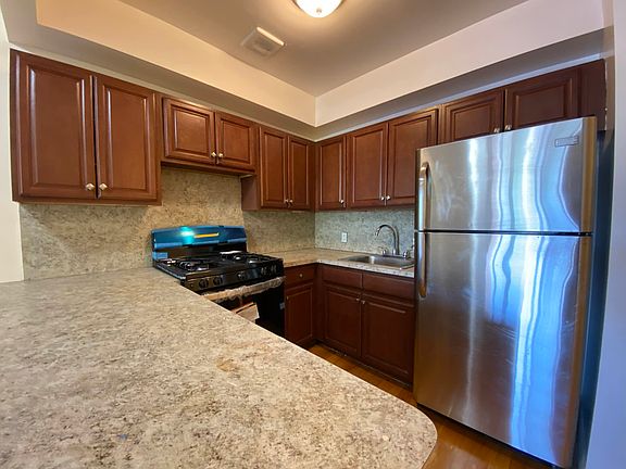 5th image of 400 Ocean Pkwy APT 4C
