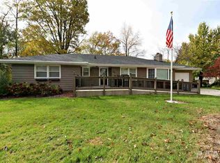704 E White Oak Ct, Peoria, IL