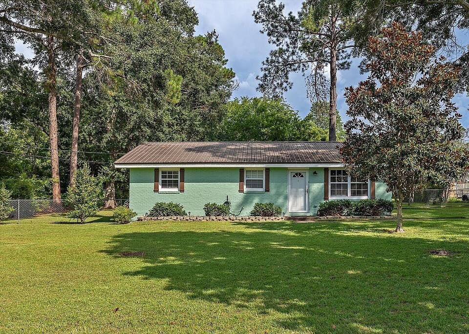 1st image of 603 Dogwood Trl