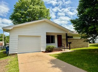 907 Southeast Blvd, Neosho, MO 64850