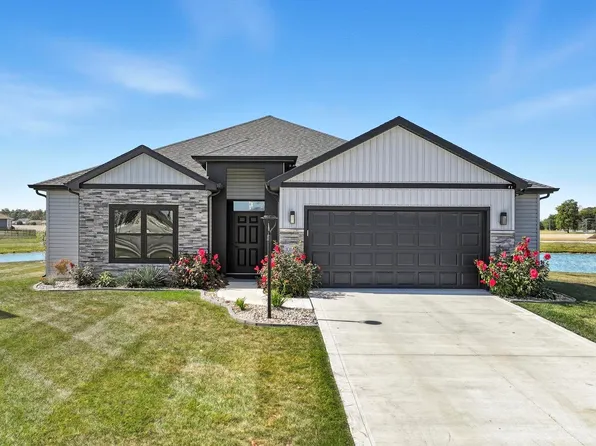 10144 Buckshire Ct, New Haven, IN 46774