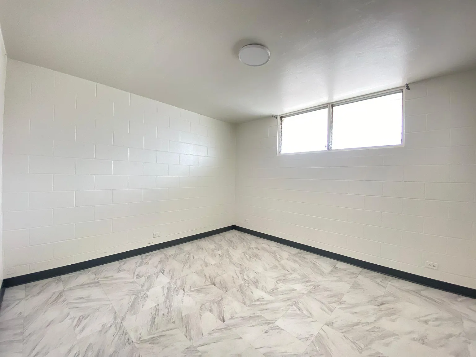 2 bed, 600 sqft, $2,250 — Photo 4