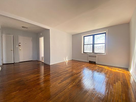 1st image of 117 E 86th St #2J