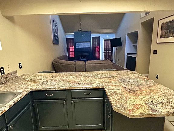 5th image of 1230 Mechem Dr APT 23