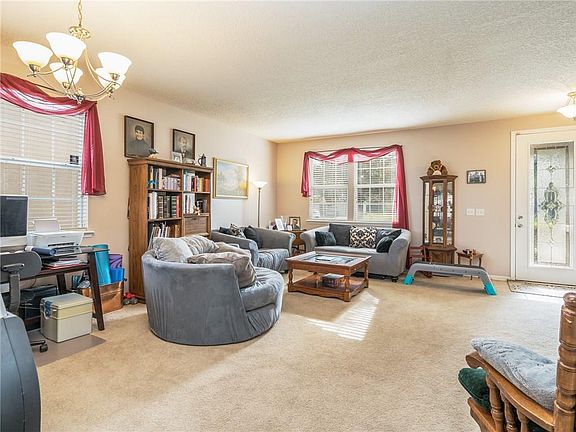 5th image of 76248 Deerwood Dr