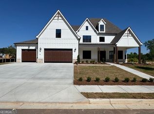 359 Ruffian Cir, Peachtree City, GA 30269