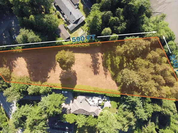 13005 Crescent Rd, Surrey, BC V4P 1J6