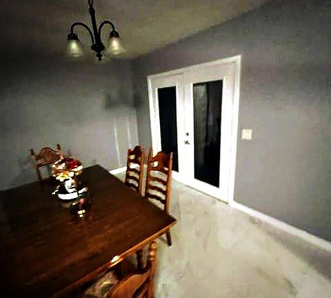 2nd image of 534 NW Billiar Ave