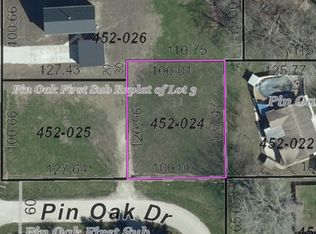 904 E Pin Oak Dr, Mahomet, IL 61853