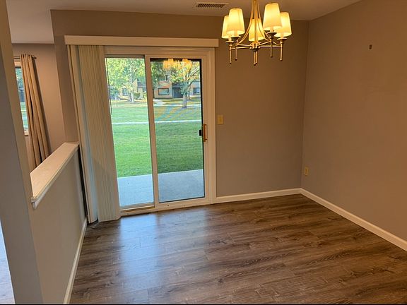 2nd image of 1106 Sayre Dr