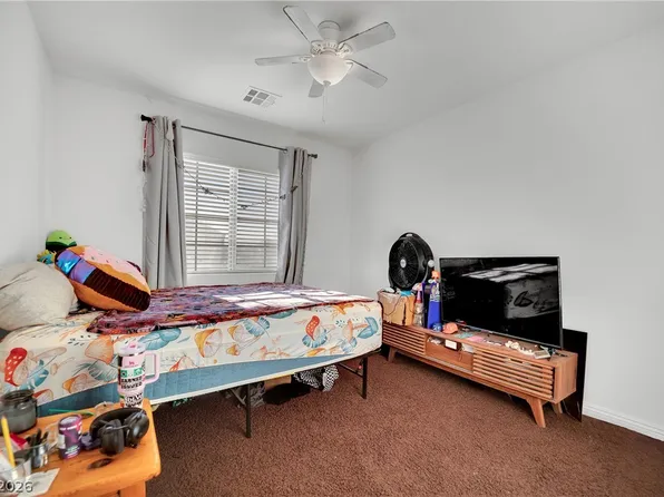5662 Point Loma Ct, Las Vegas, NV 89122