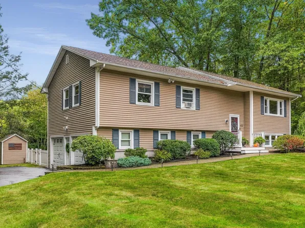 43 LANGDALE Drive, Hampton, NH 03842