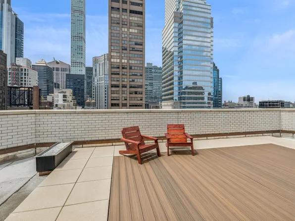 200 East 58th Street image 9 of 16